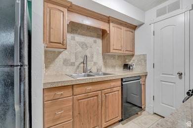 5327 S 560 E unit F, Salt Lake City, UT 84107 - photo 7