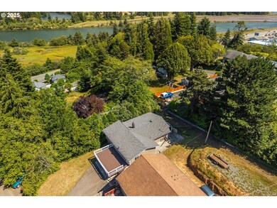 63491 2nd Street Loop, Coos Bay, OR 97420 - photo 4