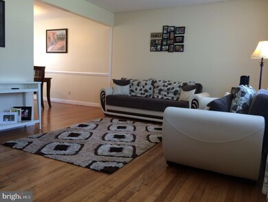 213 Keats Dr, Reading, PA 19608 - photo 4