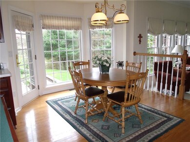 KITCHEN HAS SEPARATE EATING AREA WHICH ALLOWS ACCE