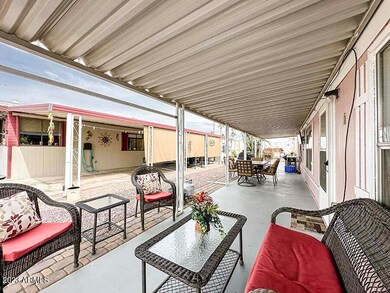 LCT38 MHG PATIO