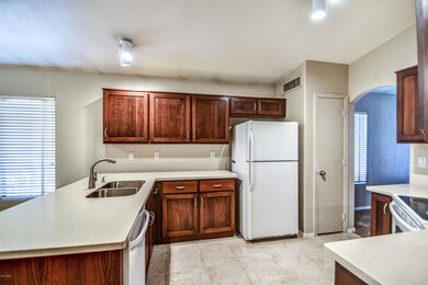 KITCHEN 4