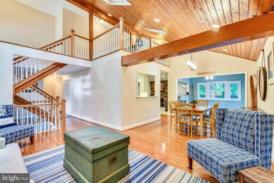 9317 Raintree Rd, Burke, VA 22015 - photo 6