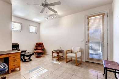 45423 N 18th St Phoenix AZ-large-005-11-