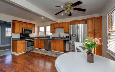 Kitchen (2)
