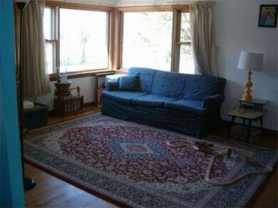 36 Tracy Cir, Amherst, MA 01002 - photo 3