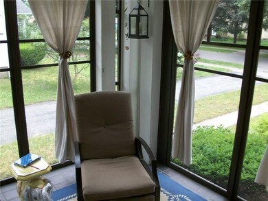 Three Season Room
