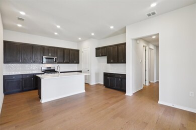 140 Stewart Dr unit 102, San Marcos, TX 78666 - photo 5