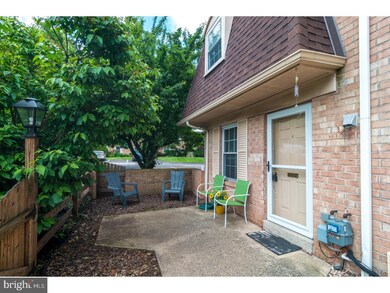 240 Arbour Ct, North Wales, PA 19454 - photo 4