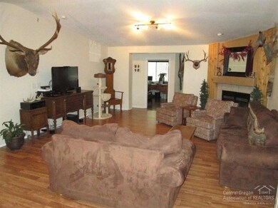 104 S Humbolt St, Canyon City, OR 97820 - photo 3