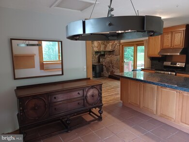 4455 Cherry Tree Ln, Sykesville, MD 21784 - photo 6