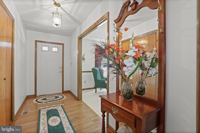 12209 Pemwood Ln, Fredericksburg, VA 22407 - photo 5