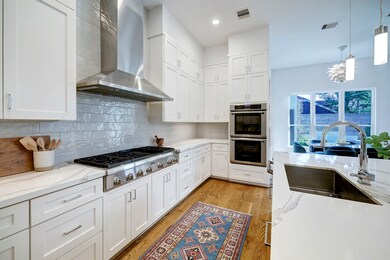 1521 Harold St, Houston, TX 77006 - photo 6