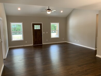 1538 S Spring St, Manchester, TN 37355 - photo 4