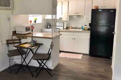 5909 Bolm Rd unit 2, Austin, TX 78721 - photo 6