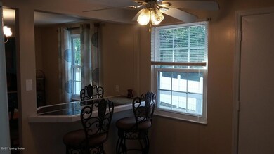 6515 Lantern Dr, Louisville, KY 40228 - photo 6