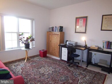 9125 Groffs Mill Dr unit 9125, Owings Mills, MD 21117 - photo 6