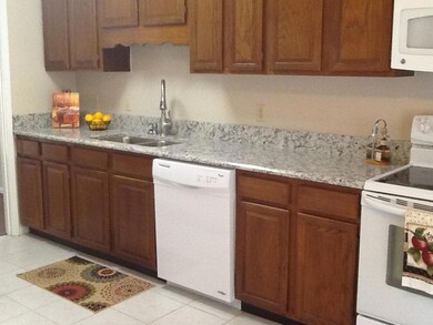 900 Bay Dr unit 28, Niceville, FL 32578 - photo 4