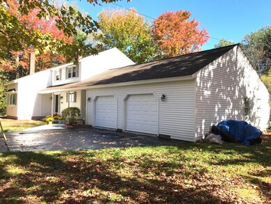 402 W Elm St, Yarmouth, ME 04096 - photo 4
