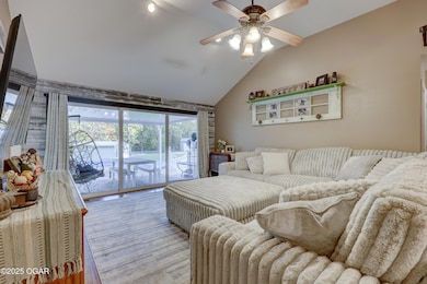 123 Randolph Dr, Carl Junction, MO 64834 - photo 4