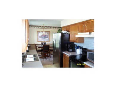 Kitchen Area 1
