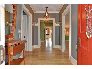 173 Cypress St, Providence, RI 02906 - photo 2