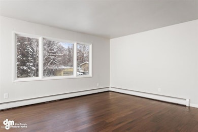 03-Living Room_SOPH2939