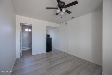 1915 N 26th Place unit 6, Phoenix, AZ 85008 - photo 5