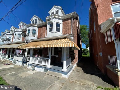 225 Shaner St, Boyertown, PA 19512 - photo 2