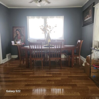 1817 Stevens Ave, Elkhart, IN 46516 - photo 6