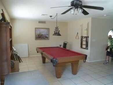 family room or dining room