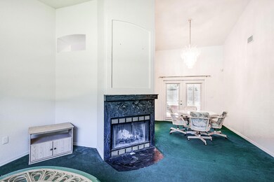 21_4445PeppertreeSt-8809_mls