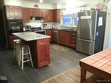 Kitchen Beautiful Kitchen with granite countertops