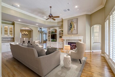 1609 Glourie Dr, Houston, TX 77055 - photo 6