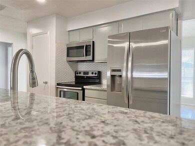 16627 Townes Rd, Friendswood, TX 77546 - photo 6