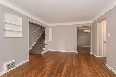 19800 Libby Rd, Maple Heights, OH 44137 - photo 4