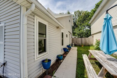 20220713 851 Majestic Cypress Dr N005LAR