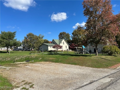 261 N Main St, Shreve, OH 44676 - photo 3