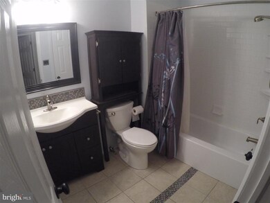 802B Ralston Dr unit 802B, Mount Laurel, NJ 08054 - photo 4