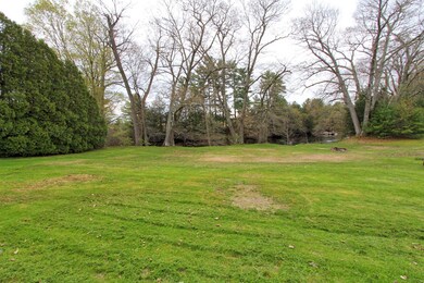 1806-Minot-BackYard1