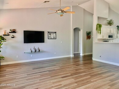 Living Roon-4