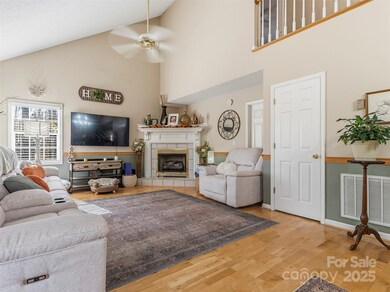 3128 N Primrose Dr, Hendersonville, NC 28792 - photo 5