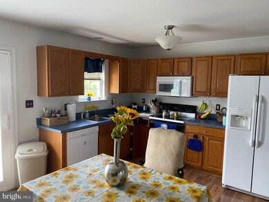 48 Mercedes Dr, Martinsburg, WV 25404 - photo 3