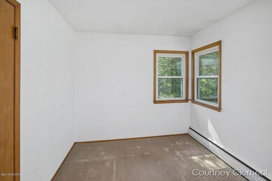 691 Wells St NE, Grand Rapids, MI 49525 - photo 7