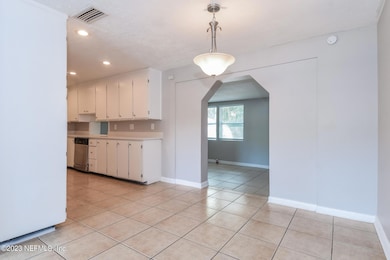 10751 Tulsa Rd, Jacksonville, FL 32218 - photo 5