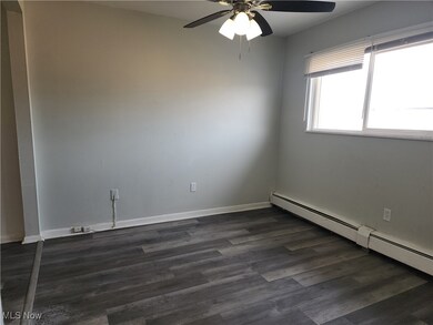 26680 Tungsten Rd unit 203, Euclid, OH 44132 - photo 3