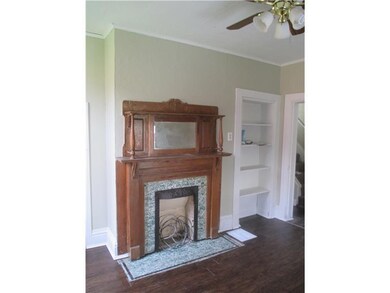 Dining Room. Dining Room with Beautiful Original F