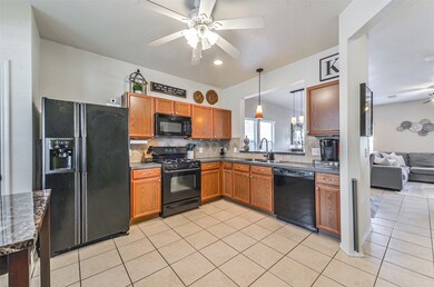 16706 Pine Castle Dr, Houston, TX 77095 - photo 5