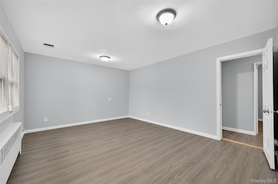 552 Old Country Rd, Plainview, NY 11803 - photo 2