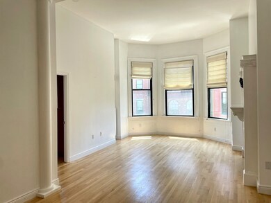 10 Charlesgate E unit 304, Boston, MA 02215 - photo 2